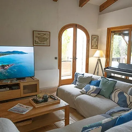 Grande Villa, Corse Du Sud, Domaine Prive De Cala Rossa